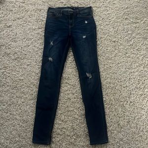 Hollister Mid-Rise Super Skinny